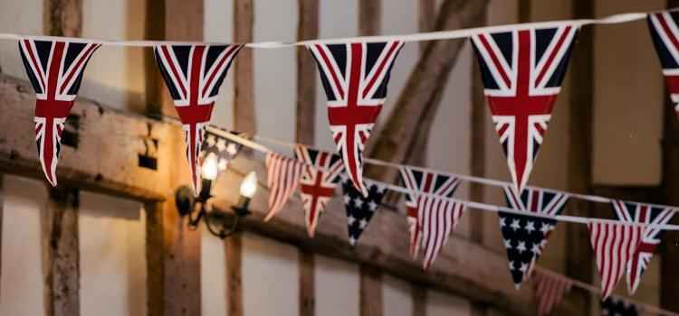 how to have an English or American theme wedding