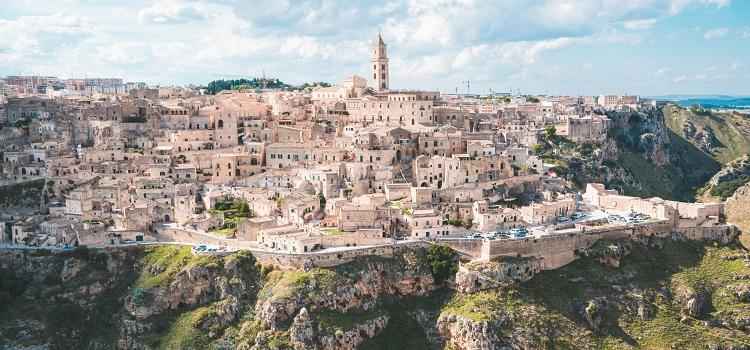 Matera minimoon