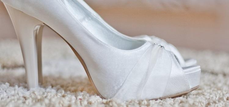 Choosing beautiful bridal shoes