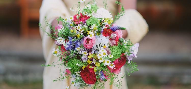 how to find local wedding florists