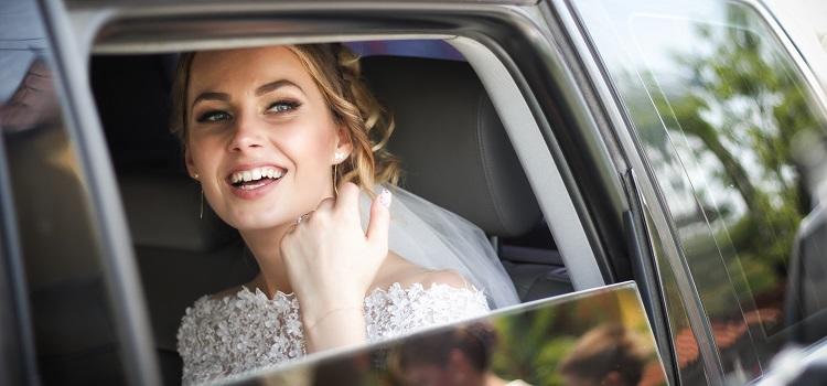 How to Keep Cool During a Summer Wedding - How to Stay Sweat-Free