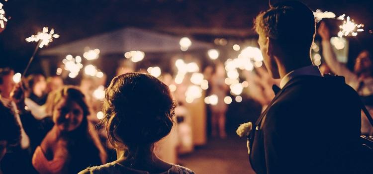 outdoor wedding entertainment ideas your guests will love