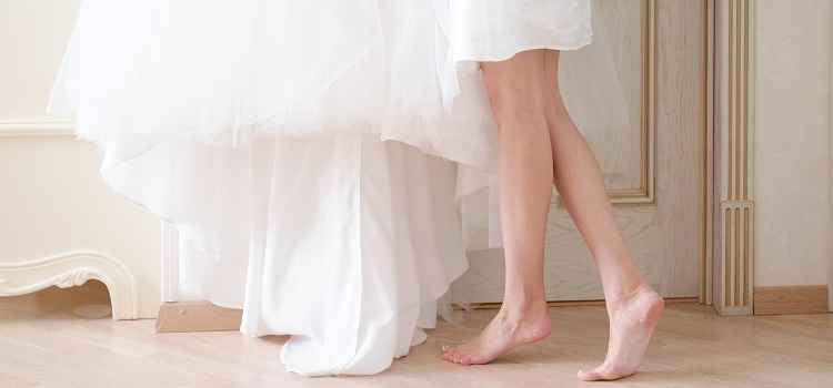 how to choose a comfortable wedding underskirt
