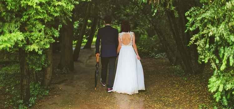 how to weatherproof your wedding day