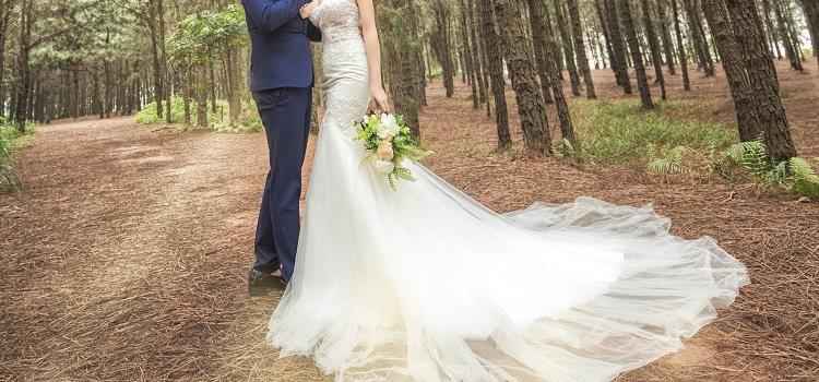 wedding dress styles that will flatter your figure